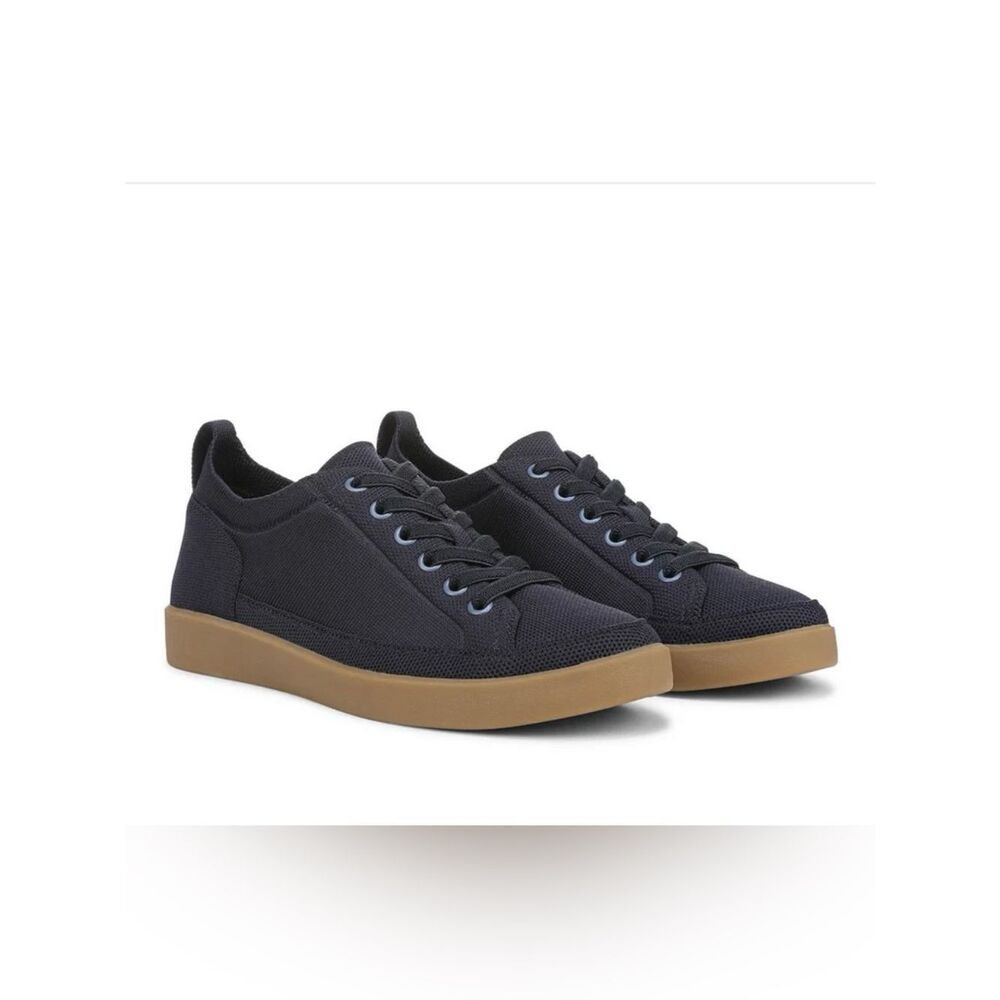 New Women's Vionic Winny Sneaker 10